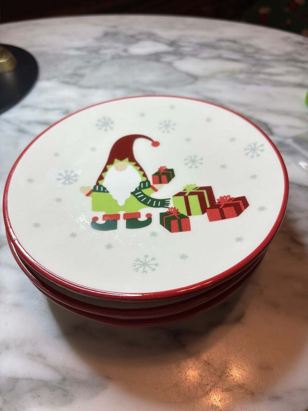 Envogue Holiday Collection Christmas Gnome 6" Dessert Plates